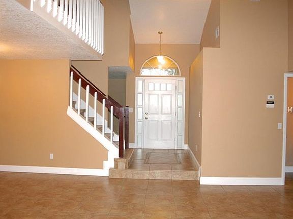 4th image of 2206 Newt St