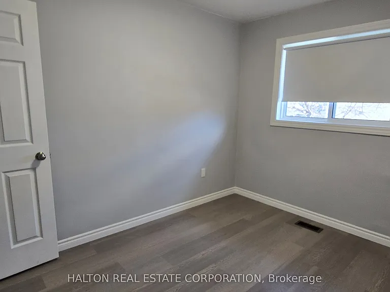 632 Beach Blvd — Photo 11
