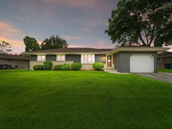 N87W18064 Shepherd DRIVE, Menomonee Falls, WI 53051