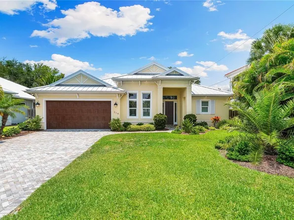 214 Park Blvd S, Venice, FL 34285