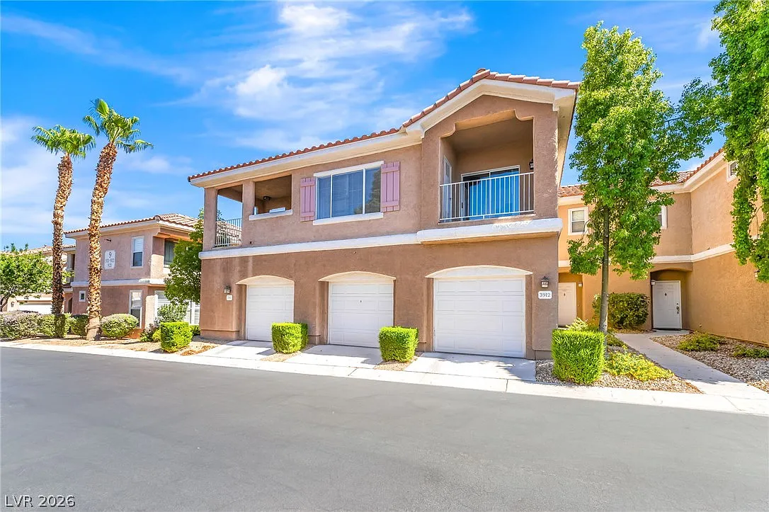 1 bed, 1.0 bath, 721 sqft, $1,500 — Photo 2