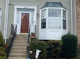 2550 Selkirk Ct, Crofton, MD 21114