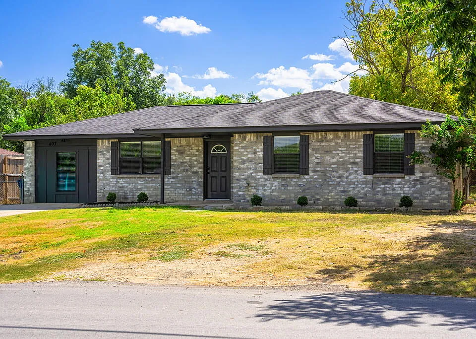 407 Peterson Dr #407