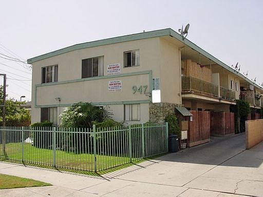 1st image of 947 Myrtle Ave APT 04