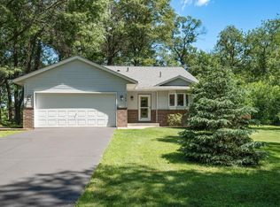 5790 Flint Trl, Wyoming, MN 55092