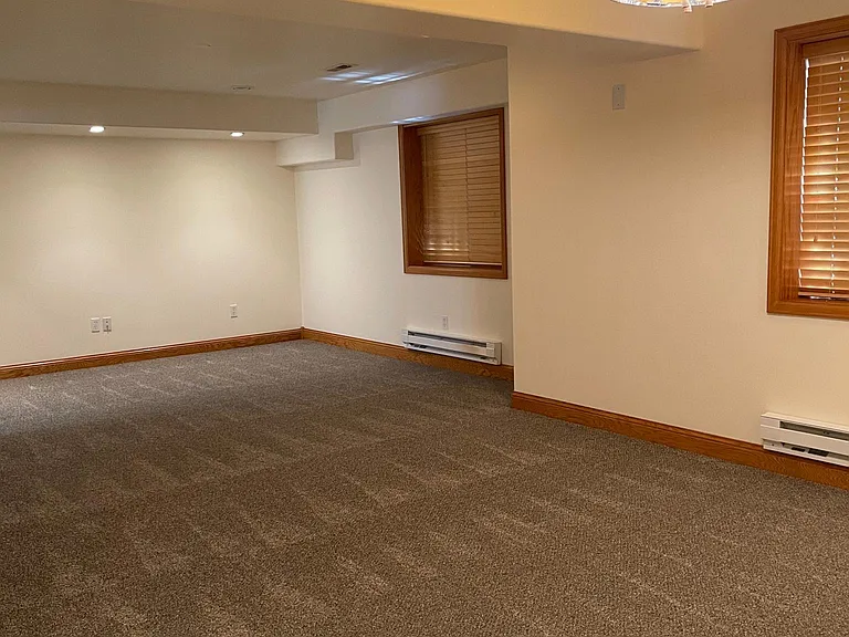 5111 Hogan Ct — Photo 21