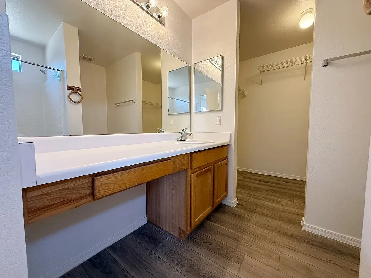 14330 N. 129th Ave. — Photo 4