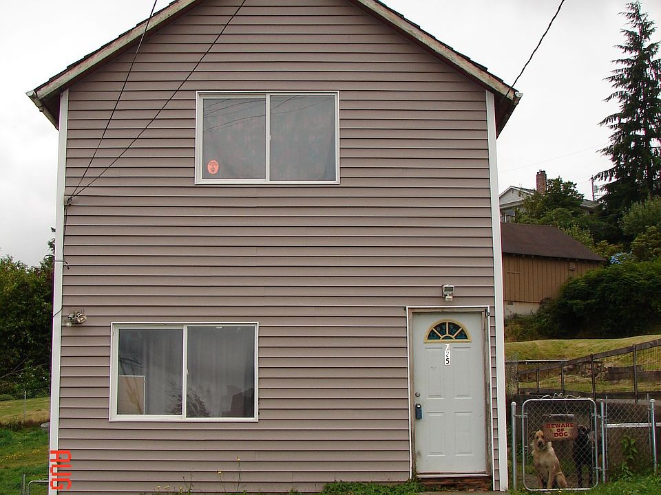 1st image of 725 1st Ave