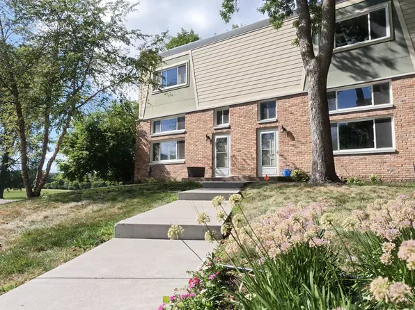 7451 W Franklin Ave, Minneapolis, MN 55426