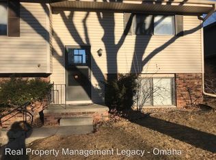 5423 S 151st St, Omaha, NE 68137