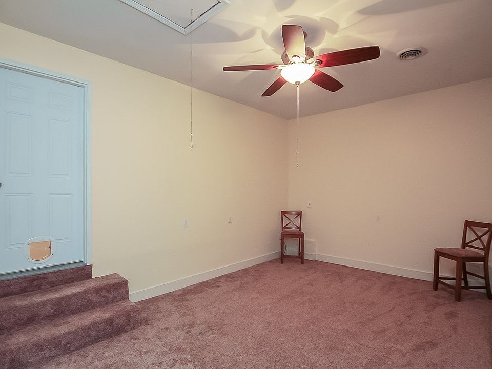 2nd image of 356 Gracie Rd