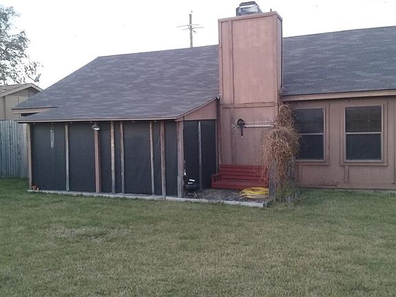 3rd image of 509 Monte Carlo Blvd