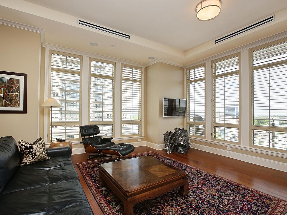 Spacious Living Area