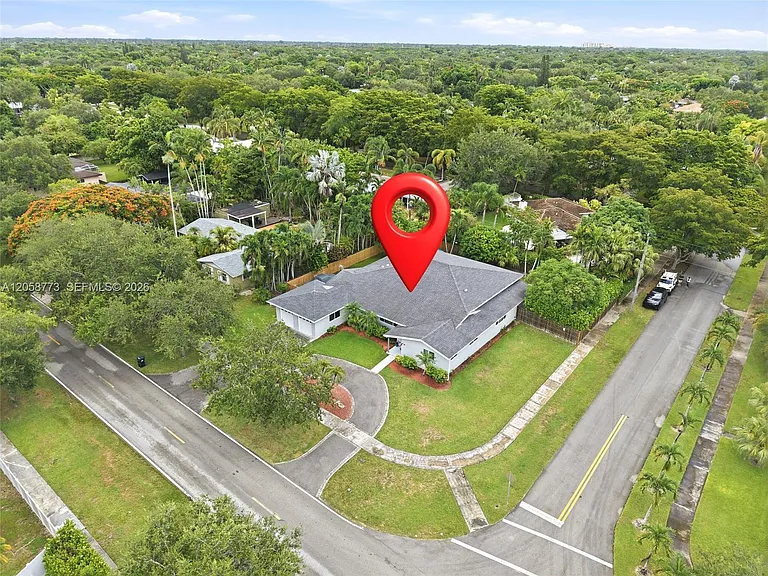 15845 SW 87th Ave — Photo 50