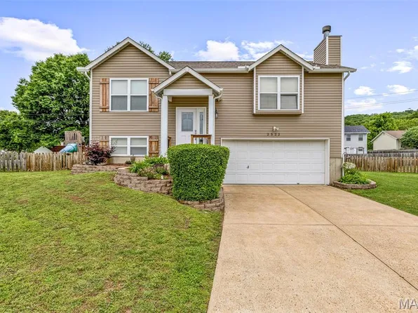 2522 Waterfront Ct, Imperial, MO 63052