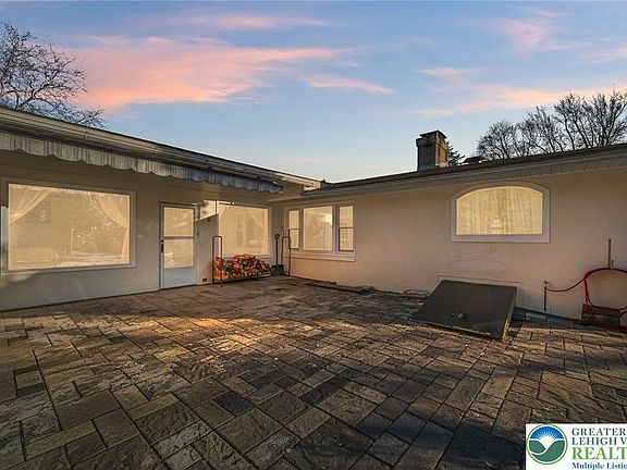 5th image of 2115 Gruver Ave