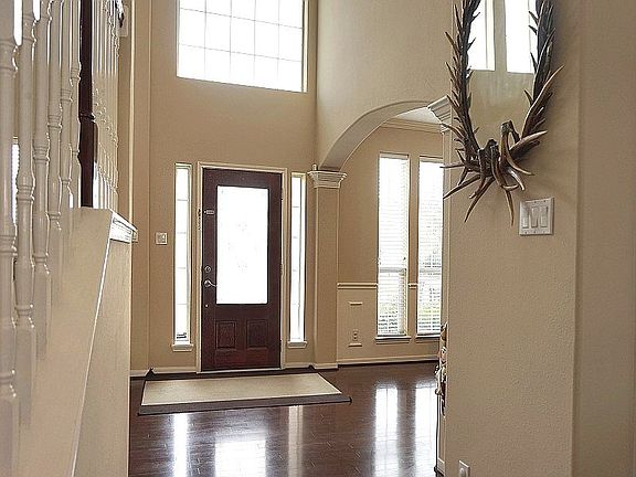 3rd image of 11326 Wooded Creek Ln