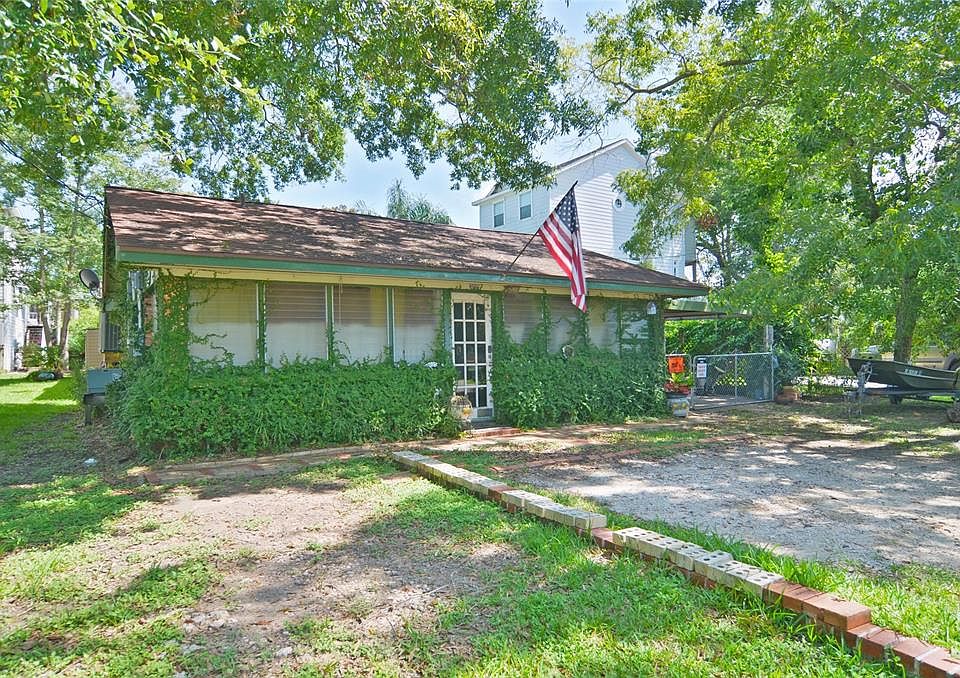 1st image of 319 E Shore Dr