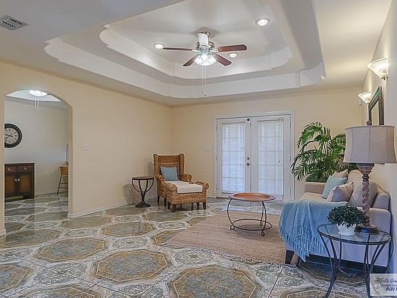 3rd image of 9322 S Vista Del Sol Dr