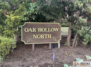 2306 N Oaks Blvd, North Brunswick, NJ 08902
