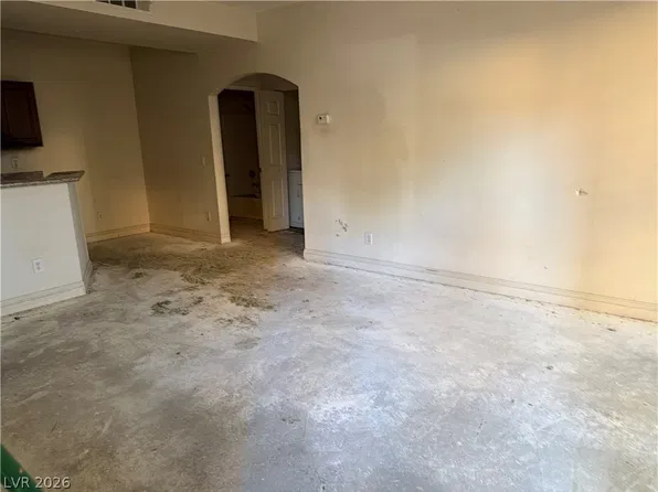 5126 S Jones Blvd Unit 106, Spring Valley, NV 89118