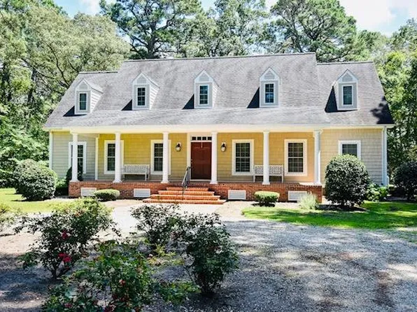 8491 Denwood Rd, Franktown, VA 23354