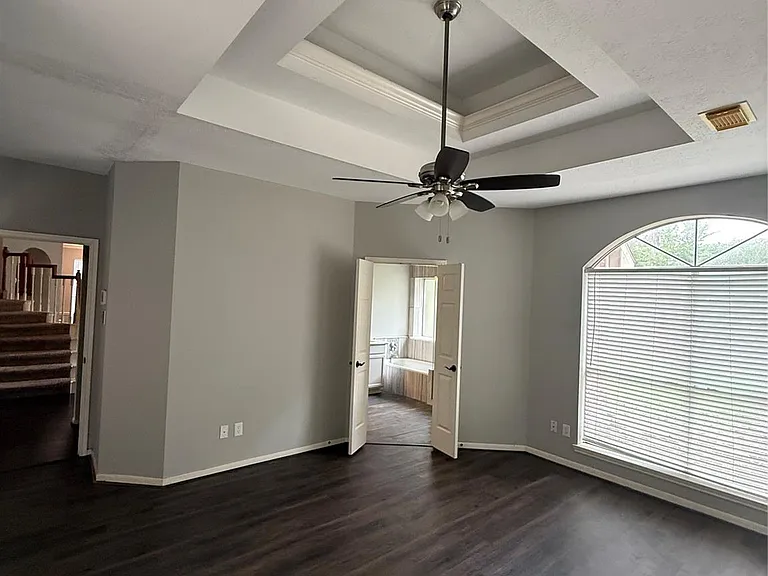 1927 Kelona Dr — Photo 12