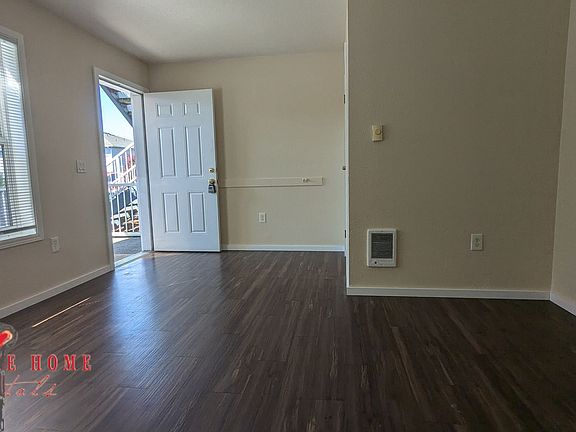 5th image of 1902 Ahlers Ave #2