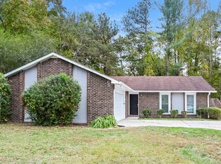 3295 Valley Bend Rd, Atlanta, GA 30349