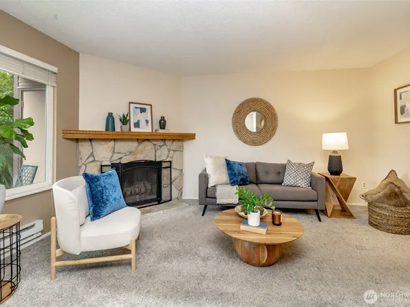 17430 Ambaum Boulevard S #10, Burien, WA 98148