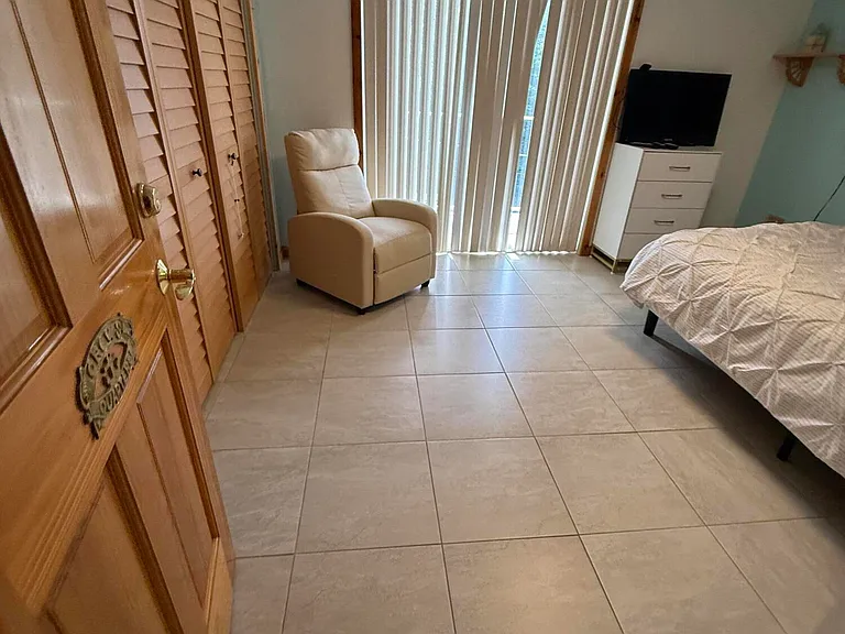300 Ocean Dr #20 — Photo 8