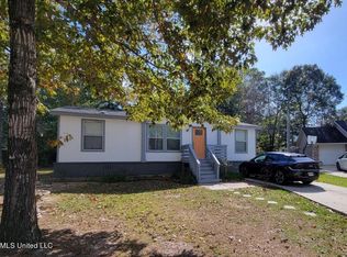 10820 Koloa Ct, Diamondhead, MS 39525