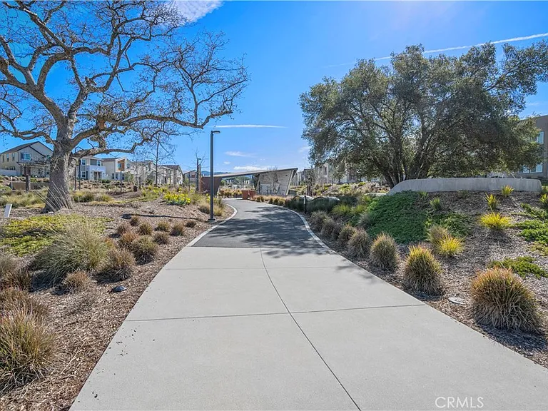 27005 Hummingbird Ln — Photo 60