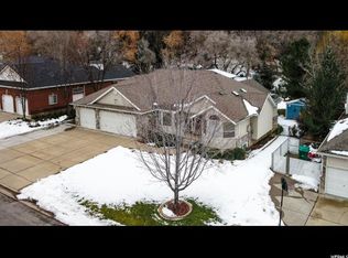 2430 Kays Creek Dr, Layton, UT 84040