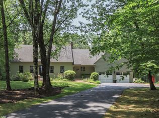 56 Knox Rd, Bow, NH 03304