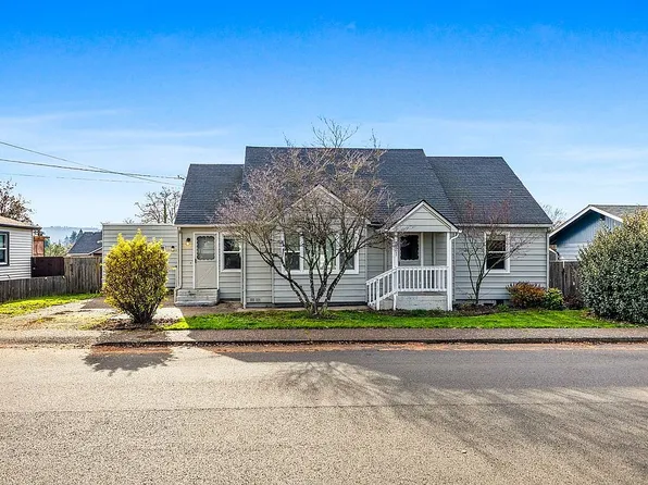221 SW Rainbow Ave, Dallas, OR 97338