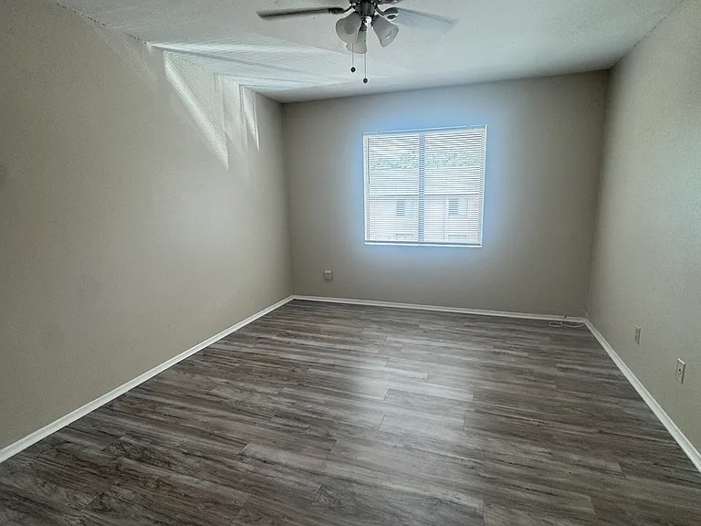 5503 Pokeweed Ct #C — Photo 10
