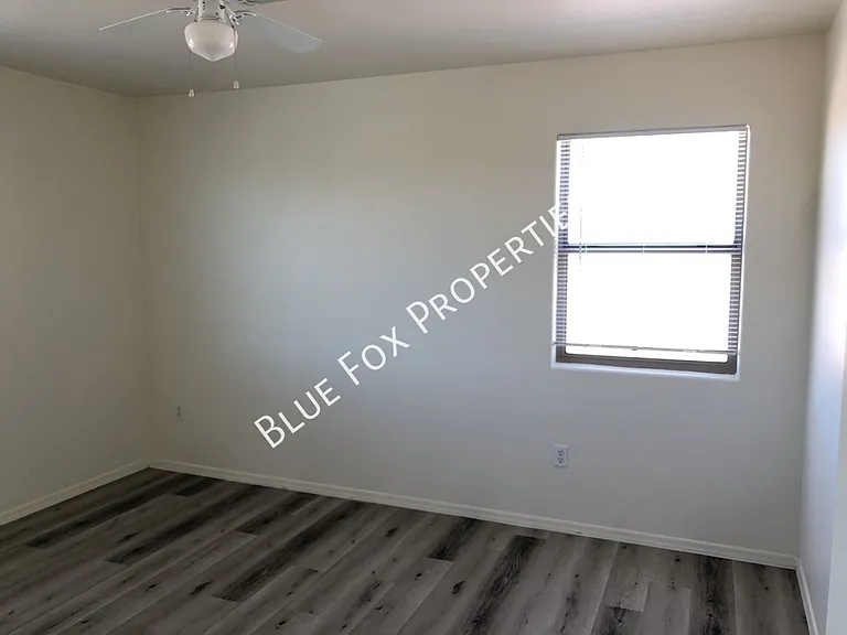 7651 E Majestic Palm Ln — Photo 15