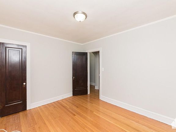 4th image of 5044 N Wolcott Ave APT 02B