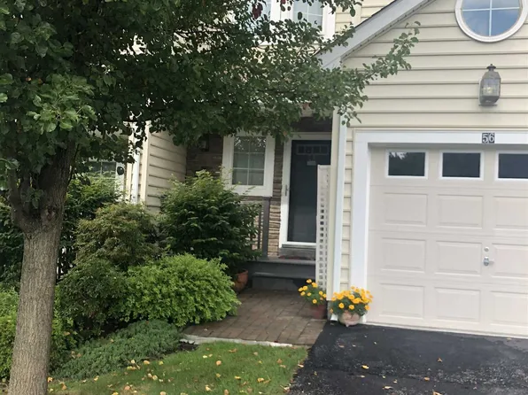 56 Hudson View Ter, Hyde Park, NY 12538