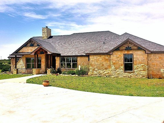 2nd image of 2995 Sierra Vista Dr