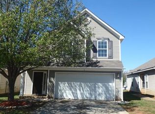 8234 Wallace Glen Dr, Charlotte, NC 28212