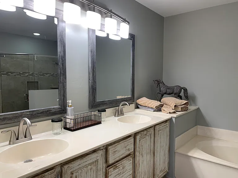 10667 Lake Shore Dr — Photo 25