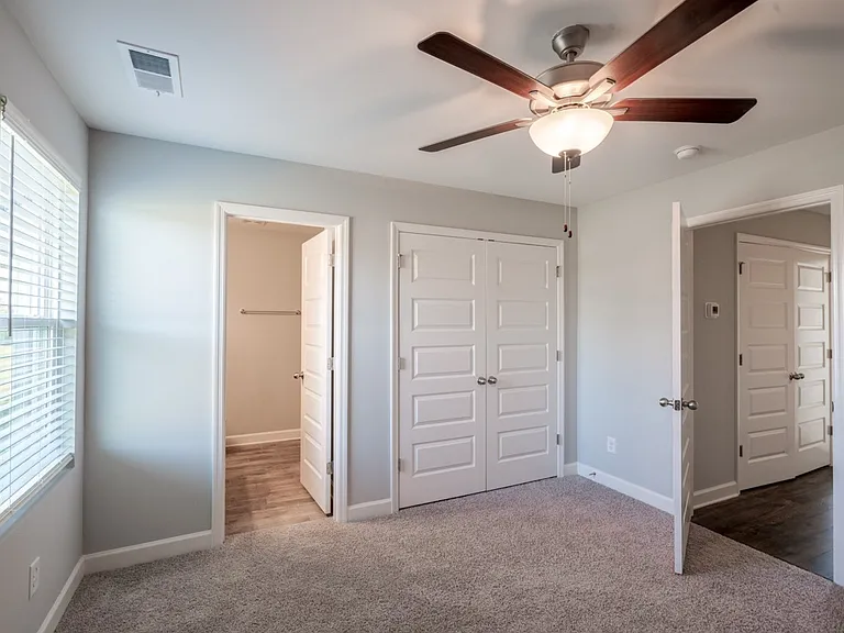 115 Harvard Dr — Photo 13