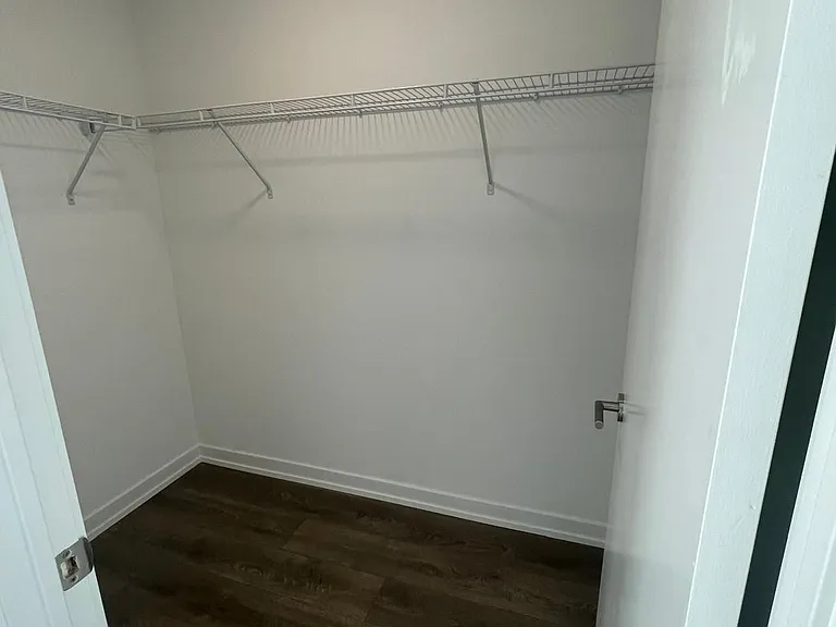 8 Beverley Glen Blvd #D-331 — Photo 18