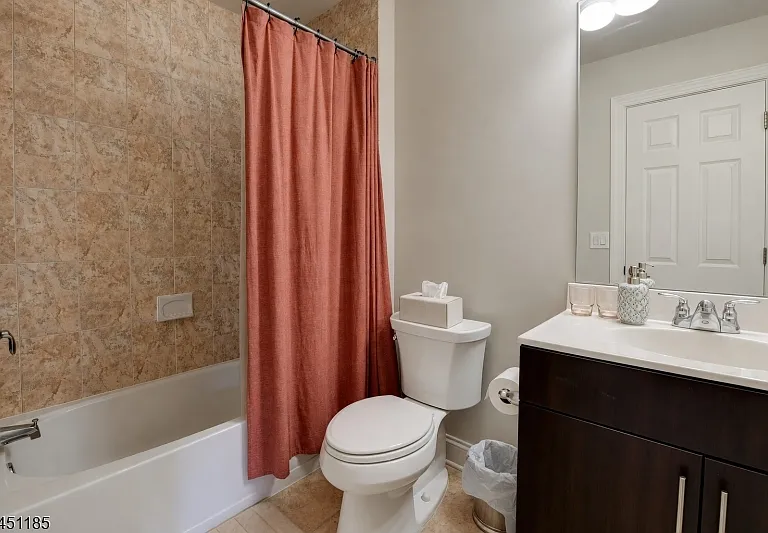 50 Bloomfield Ave #50 — Photo 19