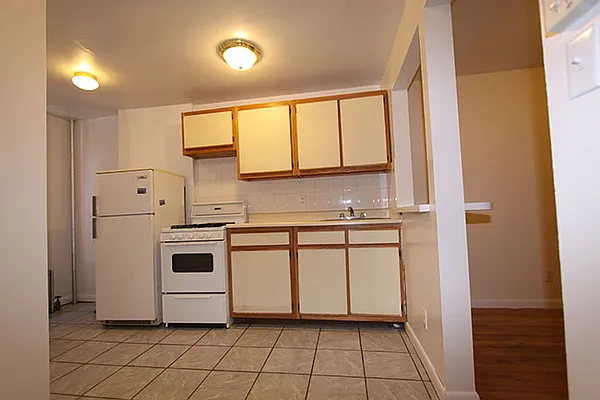 Rented by J Misrahi Realty Corp | media 25
