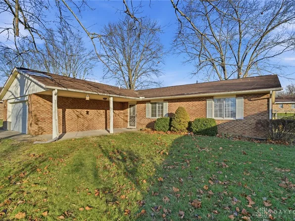 212 Rossman Ct, Franklin, OH 45005