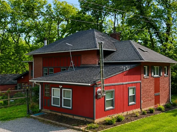 483 E 1300 North Rd, Monticello, IL 61856