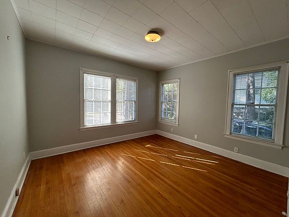 5th image of 3805 Baltimore Ave